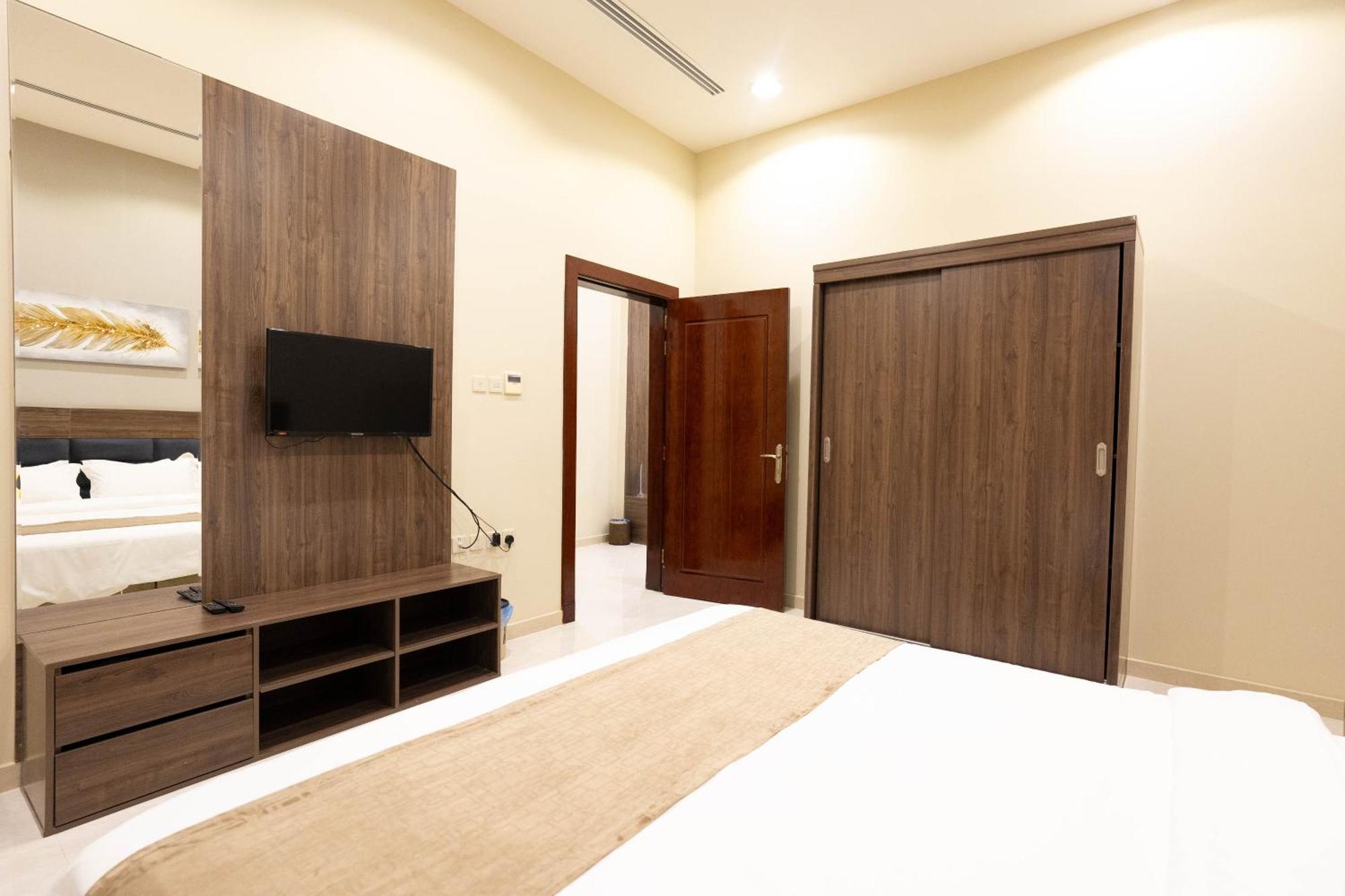 Garden Residence Hotel Рияд Екстериор снимка